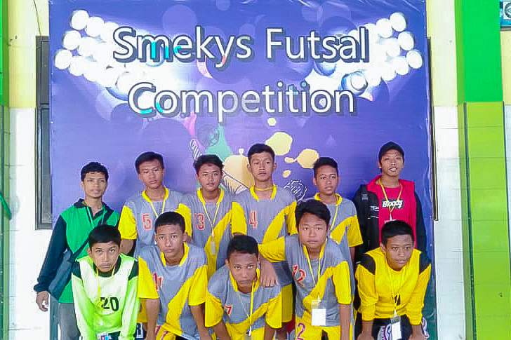 Juara 2 Futsall Oleh Yayasan SMK Yasmu Manyar