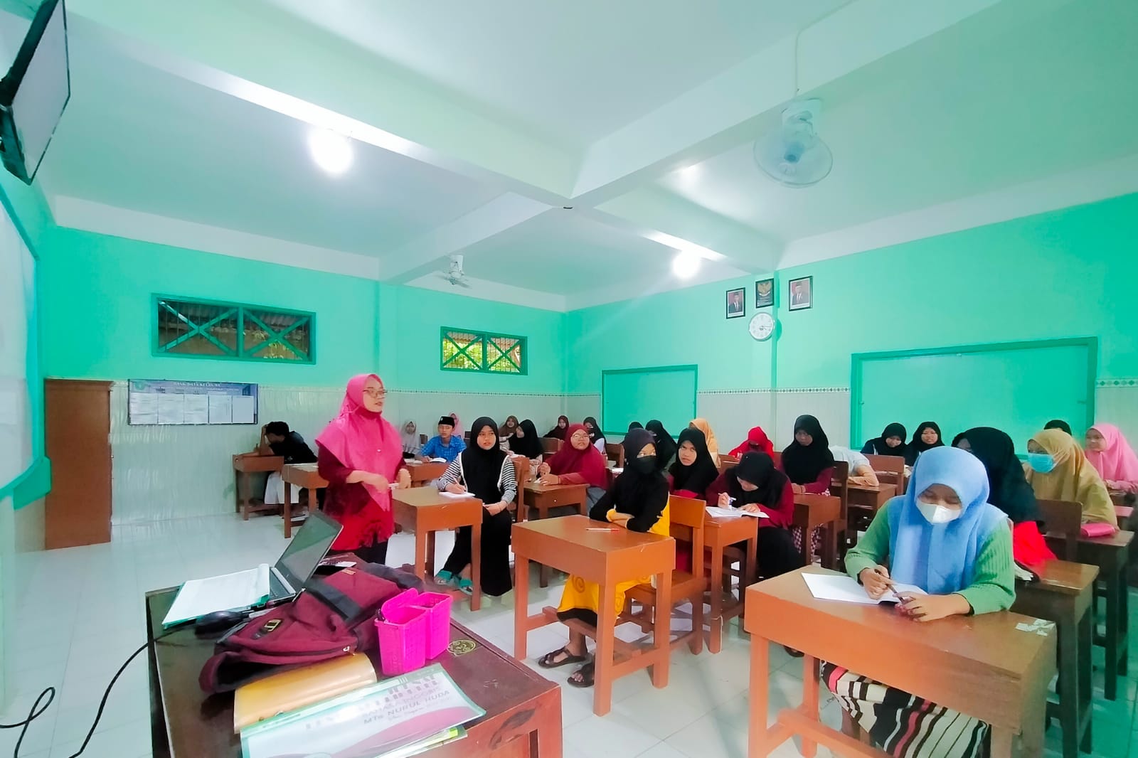 Ekstrakurikuler English Club