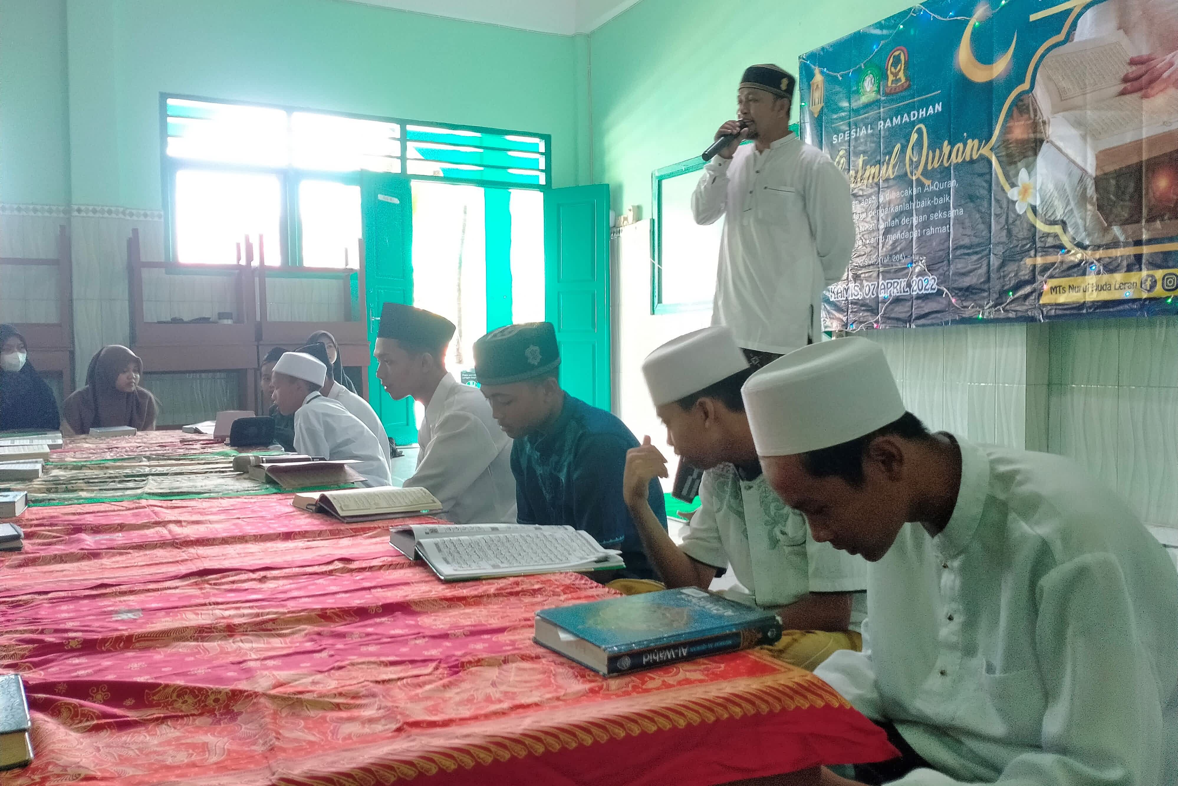 Khotmil Qur'an Di Bulan Suci Ramadhan