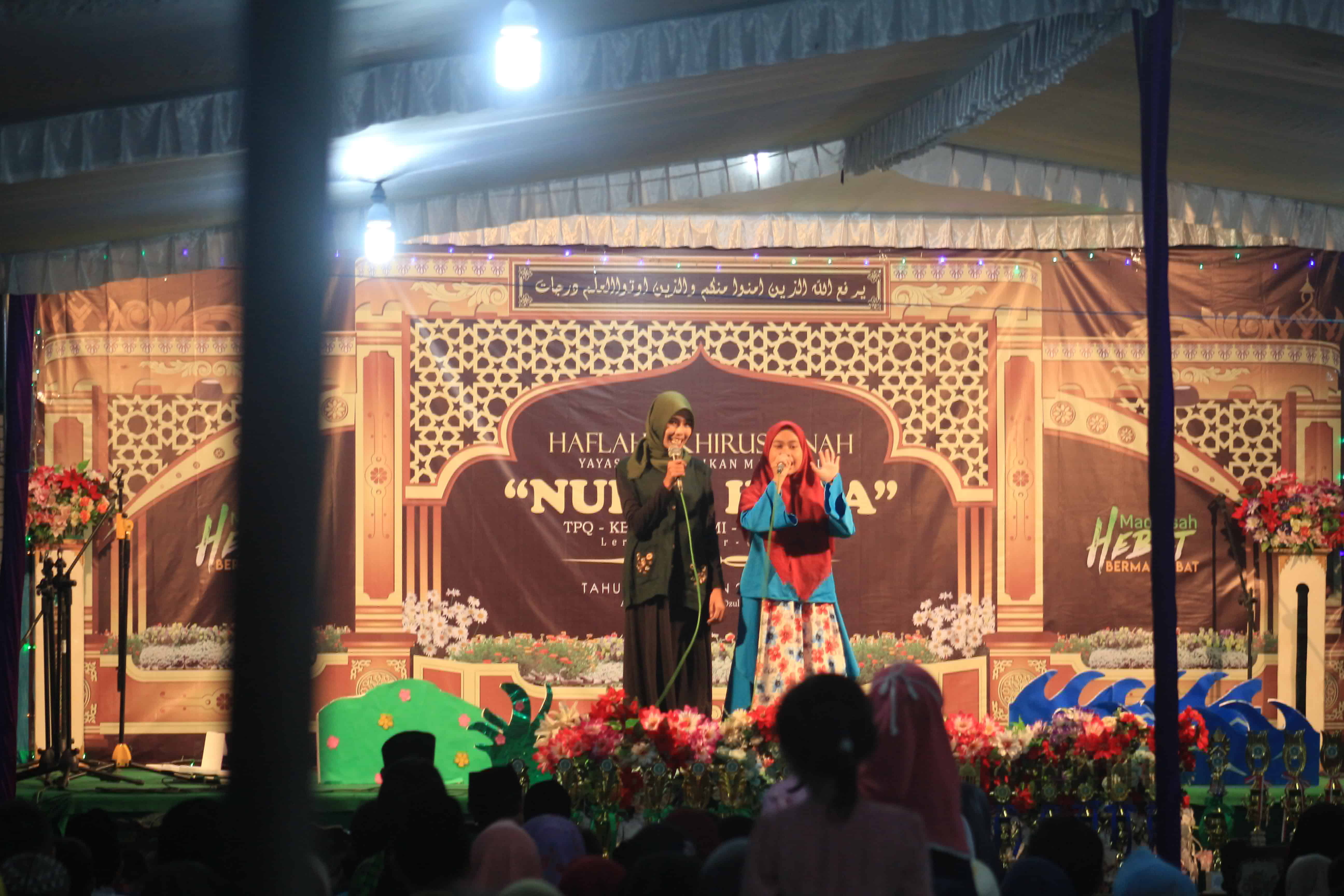 Drama Kisah Sura Dan Buaya Pada Malam Pentas Seni
