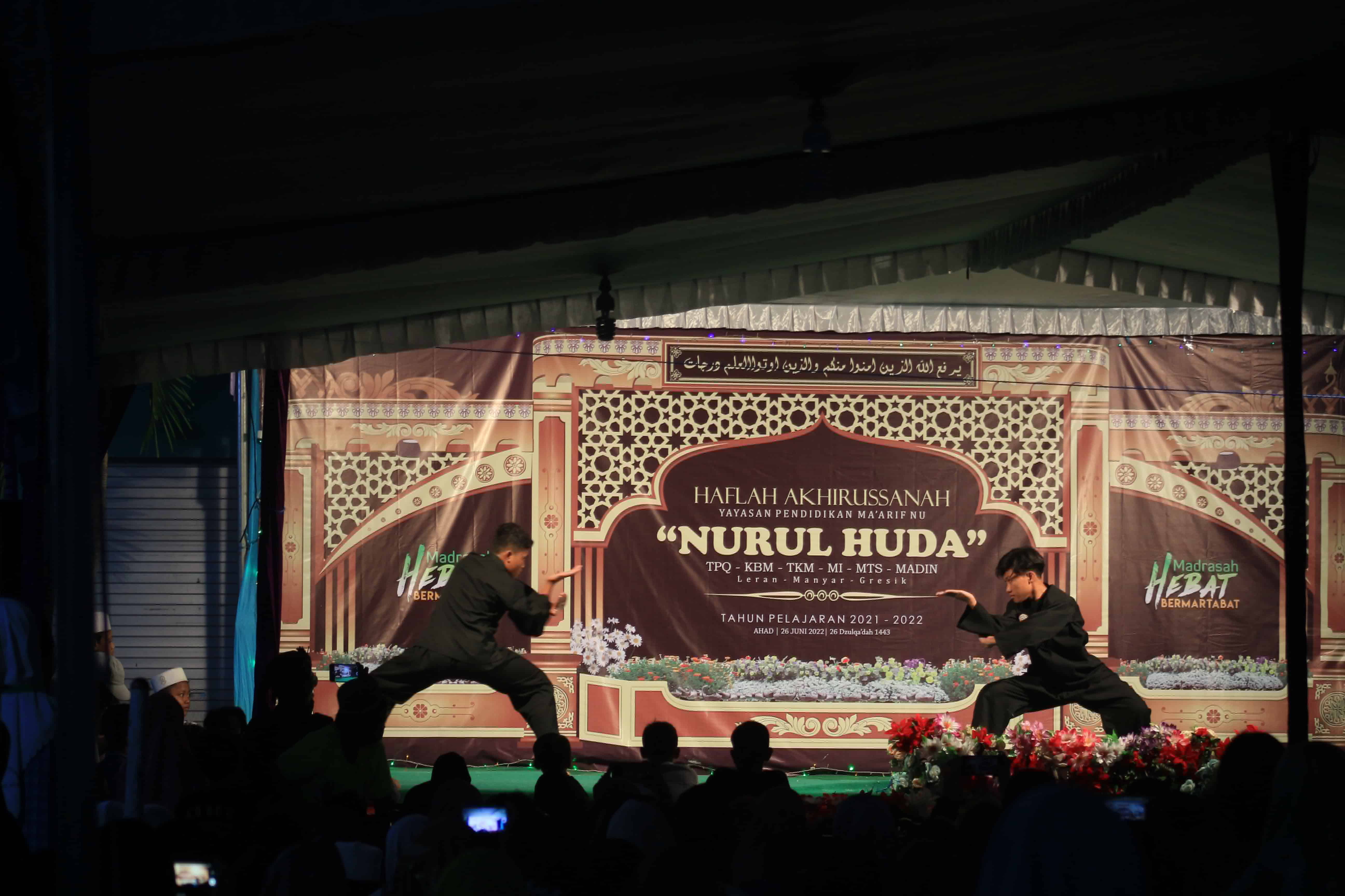 Kesenian Pencak Silat Malam Pentas Seni